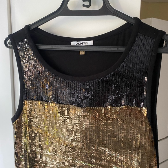 DKNY Gold and Black Sequin dress - Picture 5 of 6
